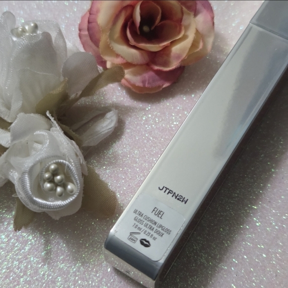 ⭐️ HP ⭐️ FUEL 🔥 Urban Decay DISCONTINUED Hi-Fi Shine Ultra Cushion Lipgloss NWT - Picture 4 of 7